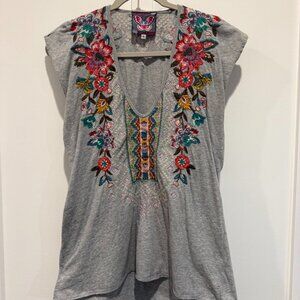 Johnny Was, cotton knit, cap sleeved top in size S